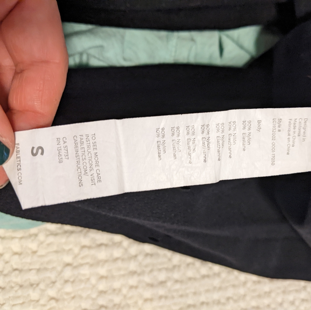 Fabletics Running Tights - Picture 2 of 2
